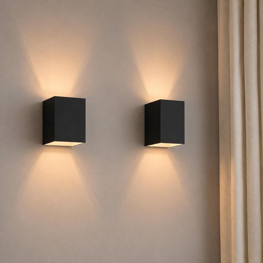 2x Cometa nero oro by LUSENZ - Up and downlight - Rechthoekige wandlamp met mat zwarte coating en gouden interieur | LUSENZ