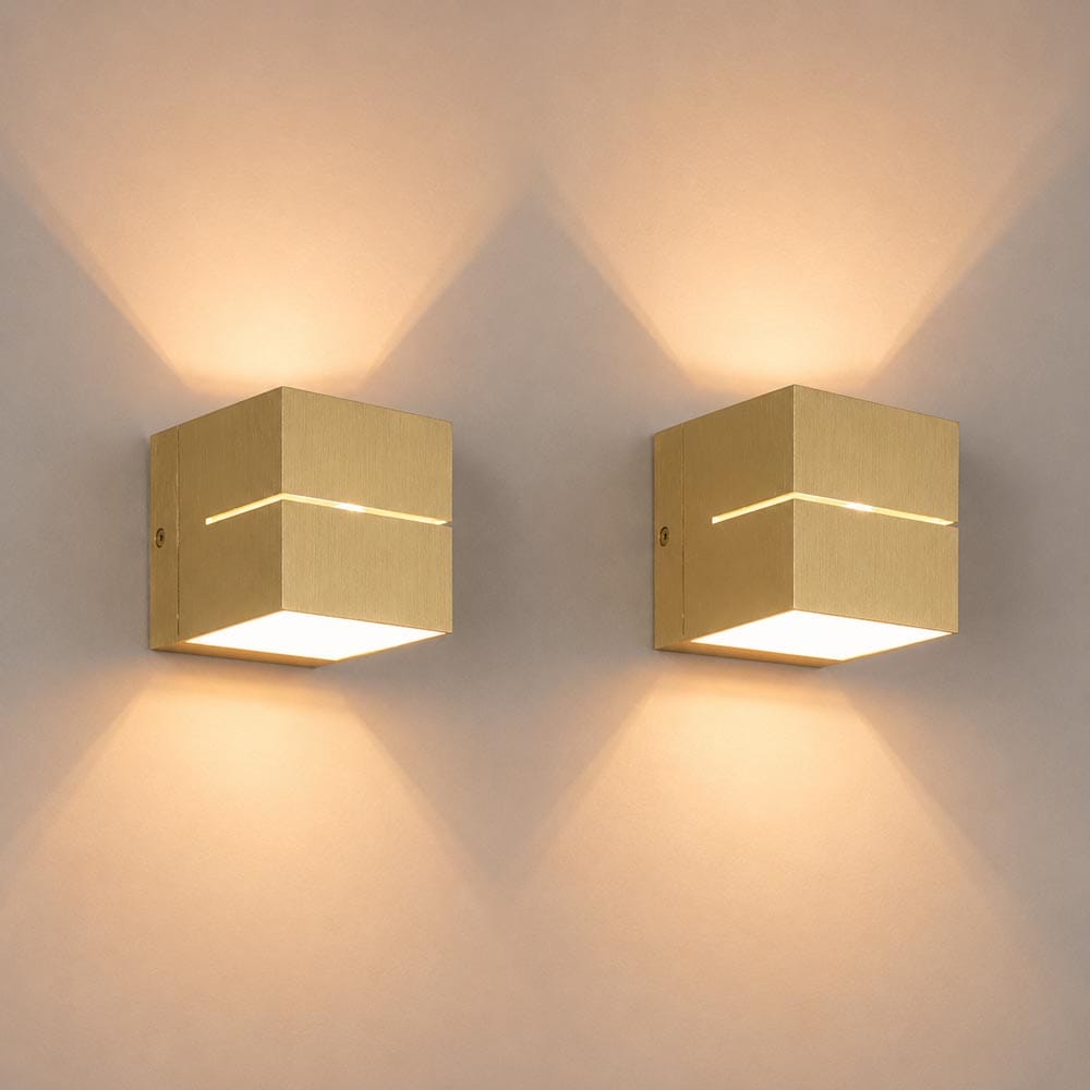 2x Gemini oro by LUSENZ - Kubusvormige up and down wandlamp met een geborstelde gouden coating | LUSENZ