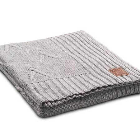 Aran plaid lichtgrijs | Knit Factory