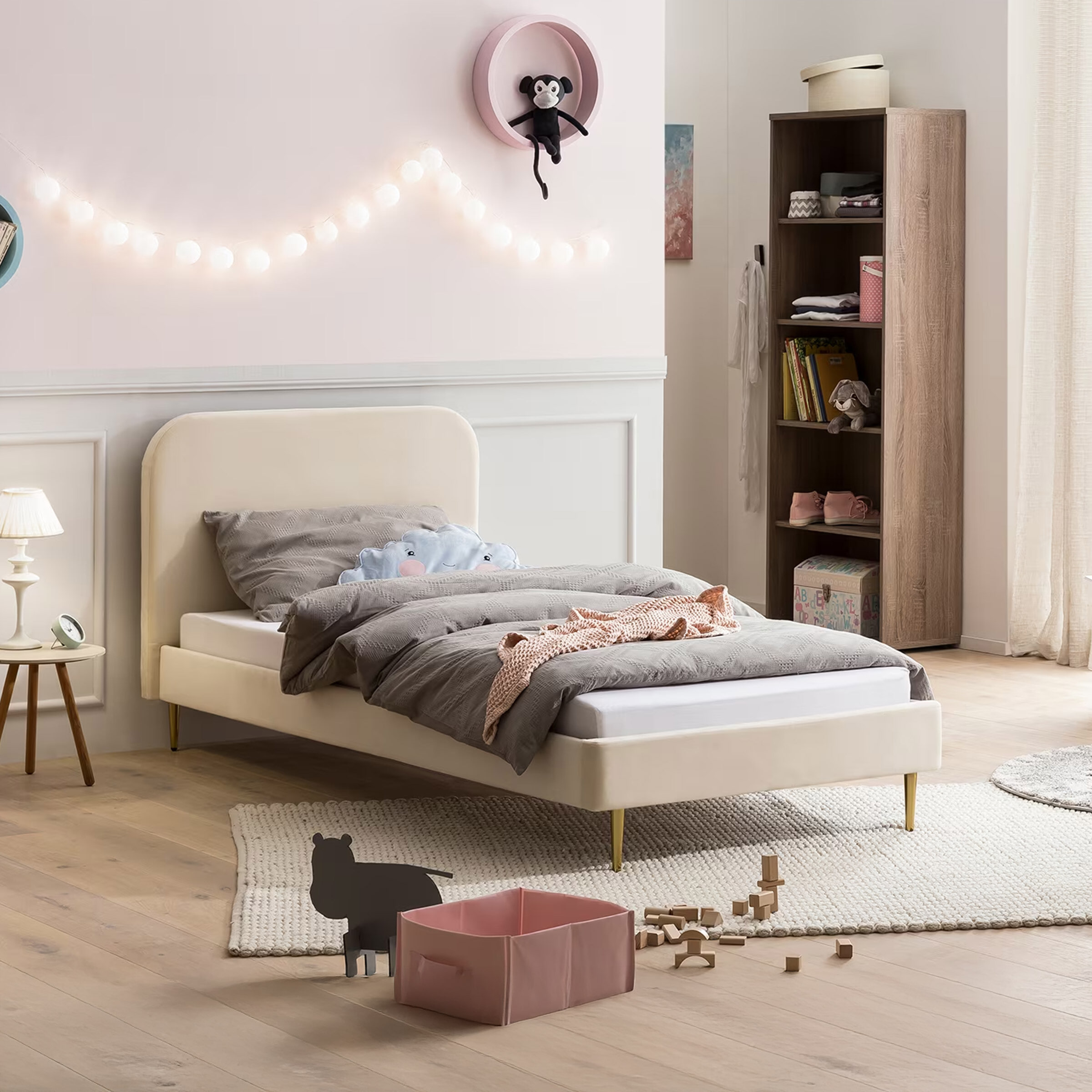 Artistiq Bed Federico Velvet