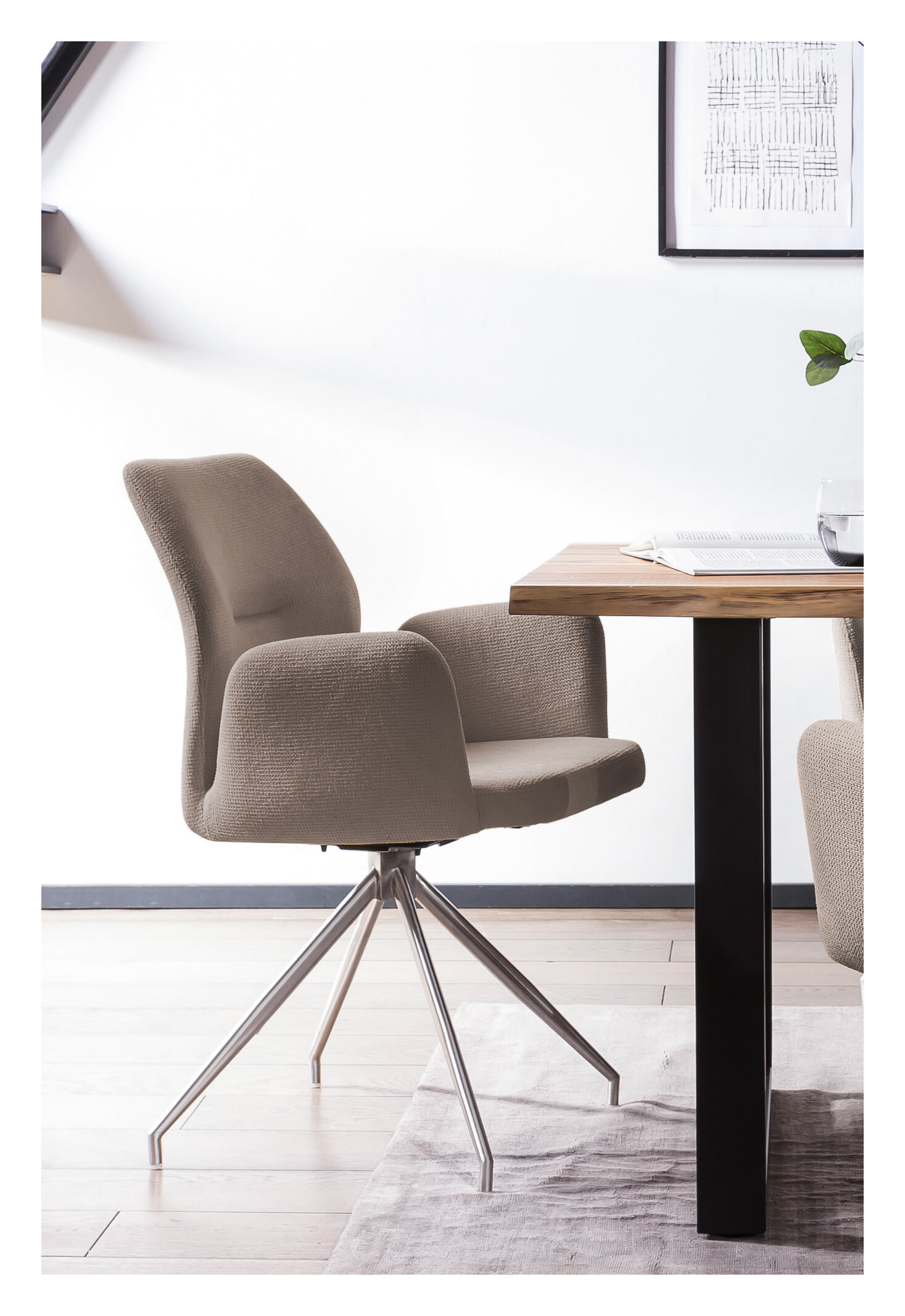 Artistiq Draaibare Eetkamerstoel Meika Structuurstof - Bruin | Artistiq Living