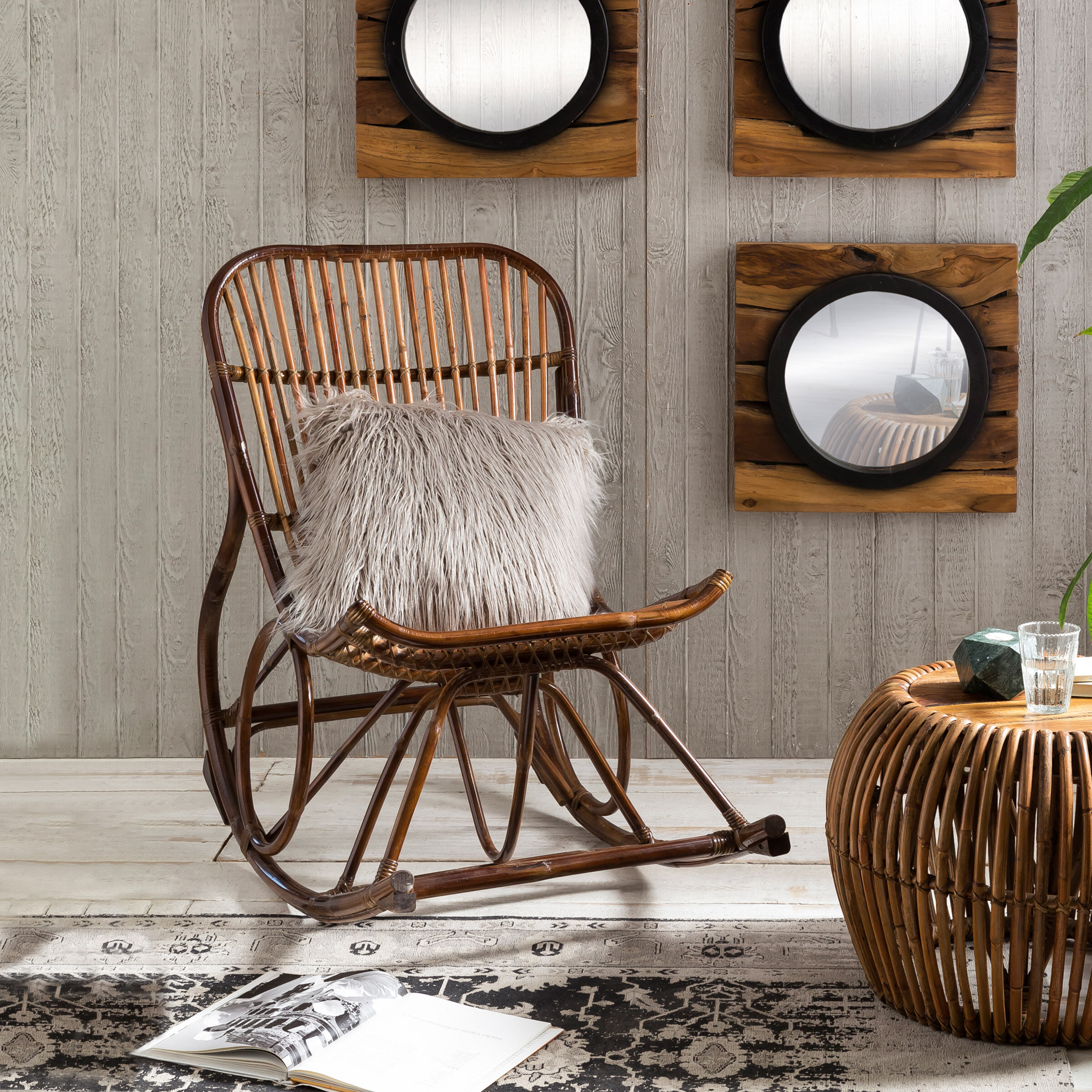 Artistiq Schommelstoel Rattan - Bruin | Artistiq Living