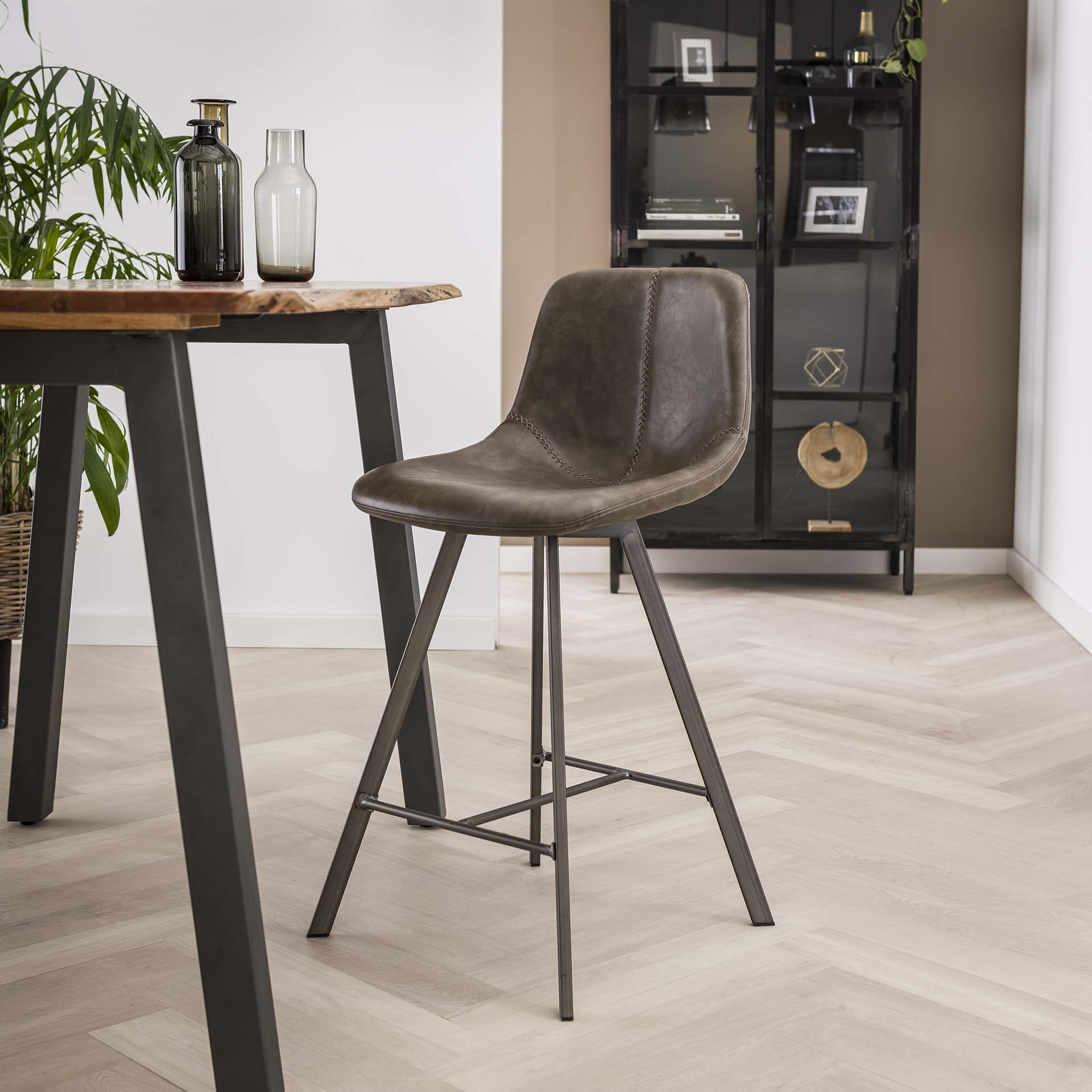 Barstoel Celia (zithoogte 66cm) - Taupe | LifestyleFurn