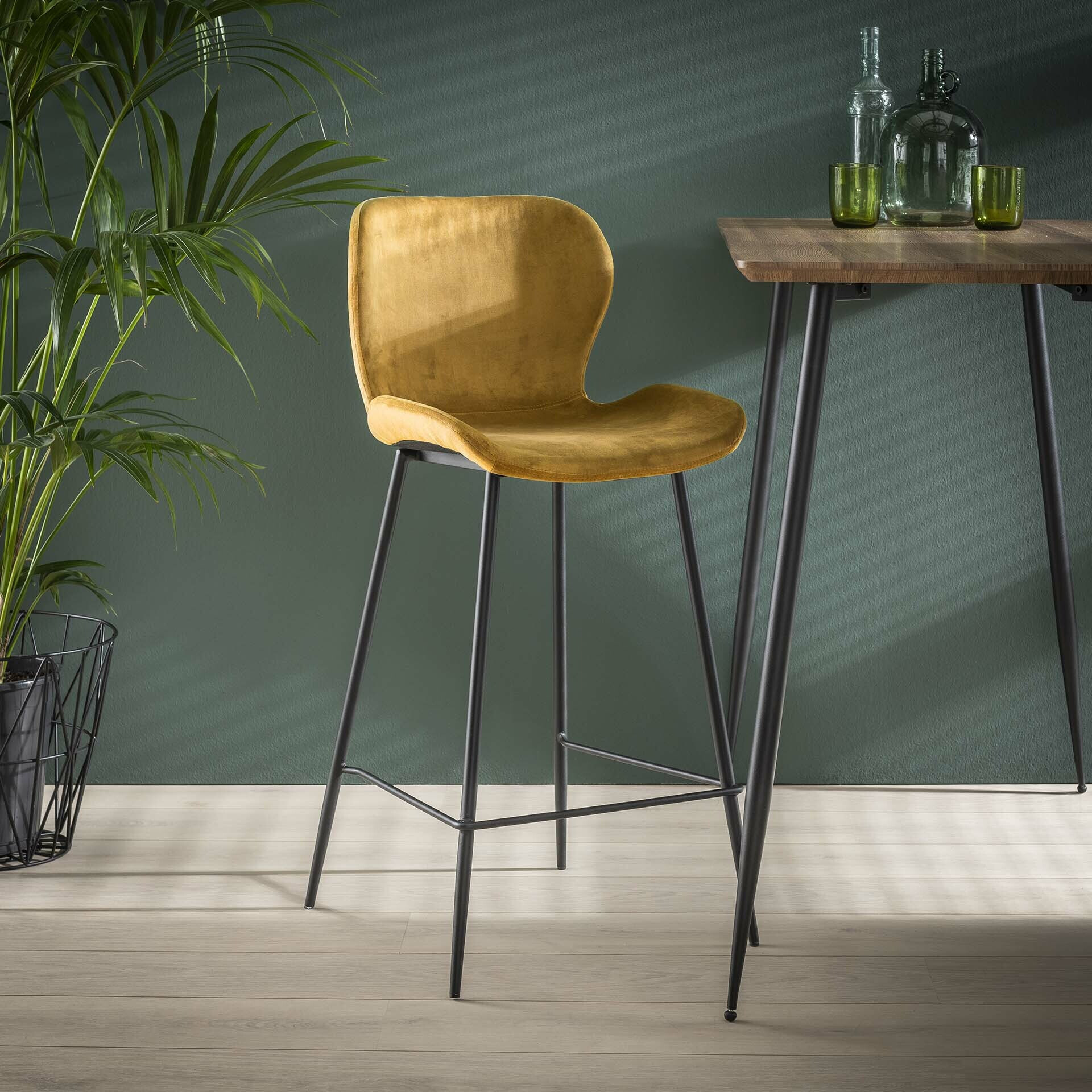 Barstoel Gael Velvet - Goud (zithoogte 67cm) | LifestyleFurn