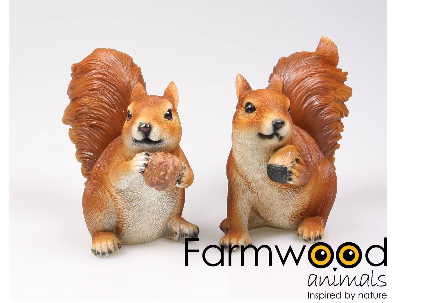 Beeld eekhoorn etend 16x9x18cm | Farmwood Animals