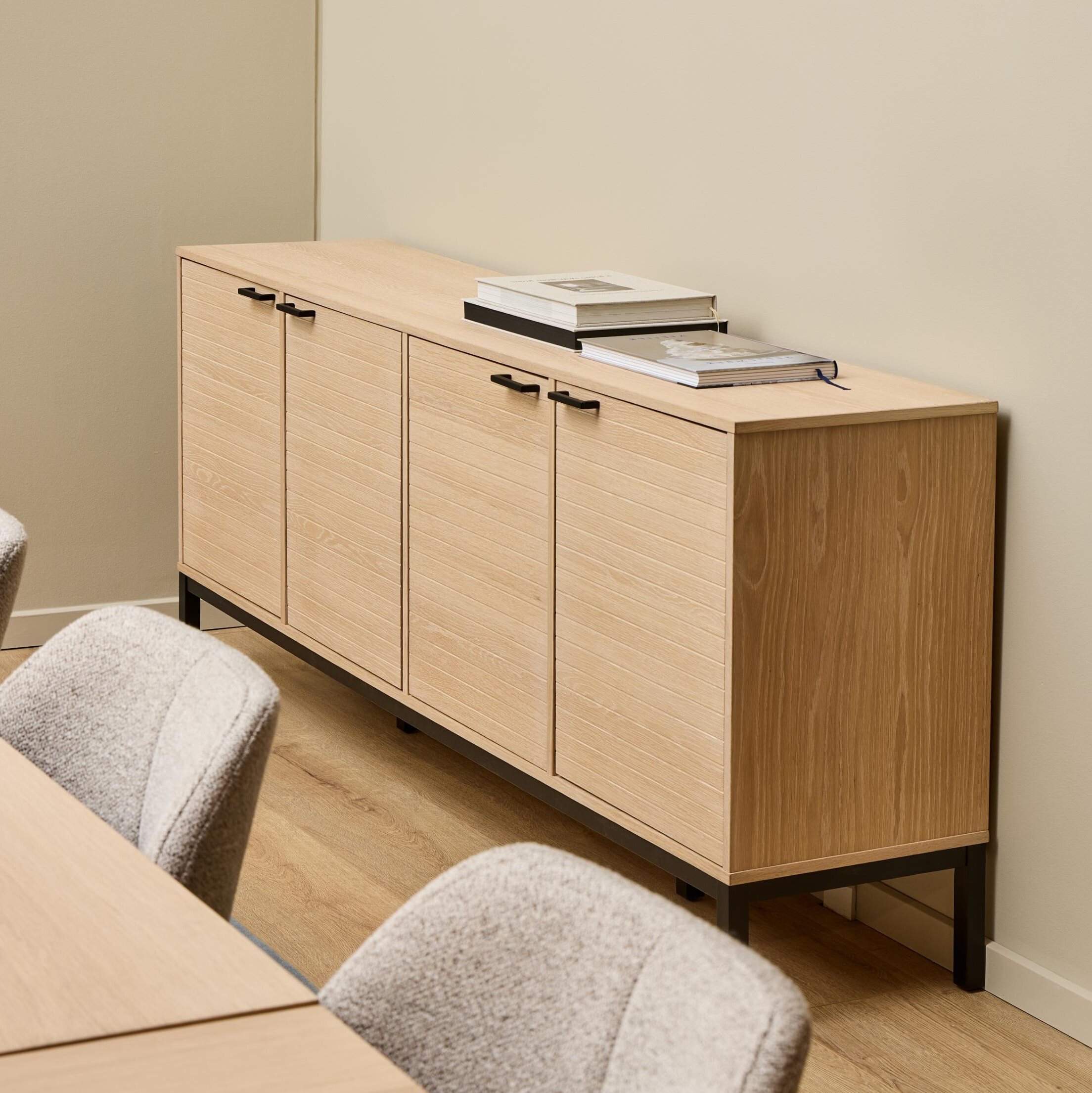 Bendt Dressoir Tisa Eiken