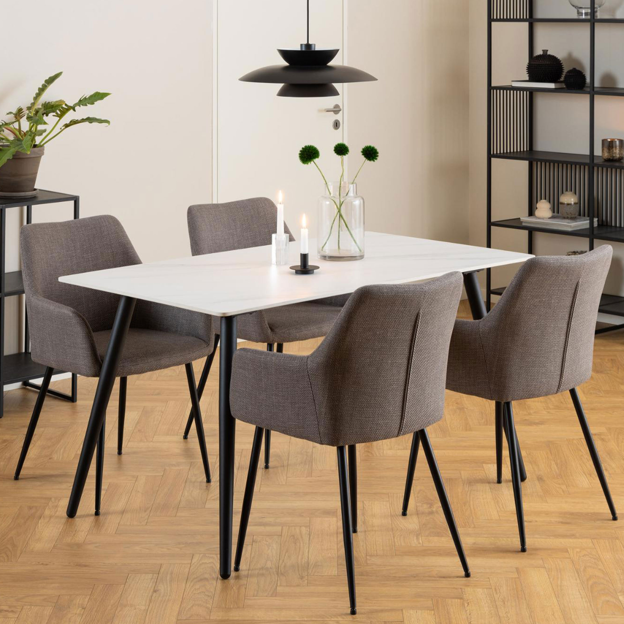 Bendt Eettafel Ib Keramiek