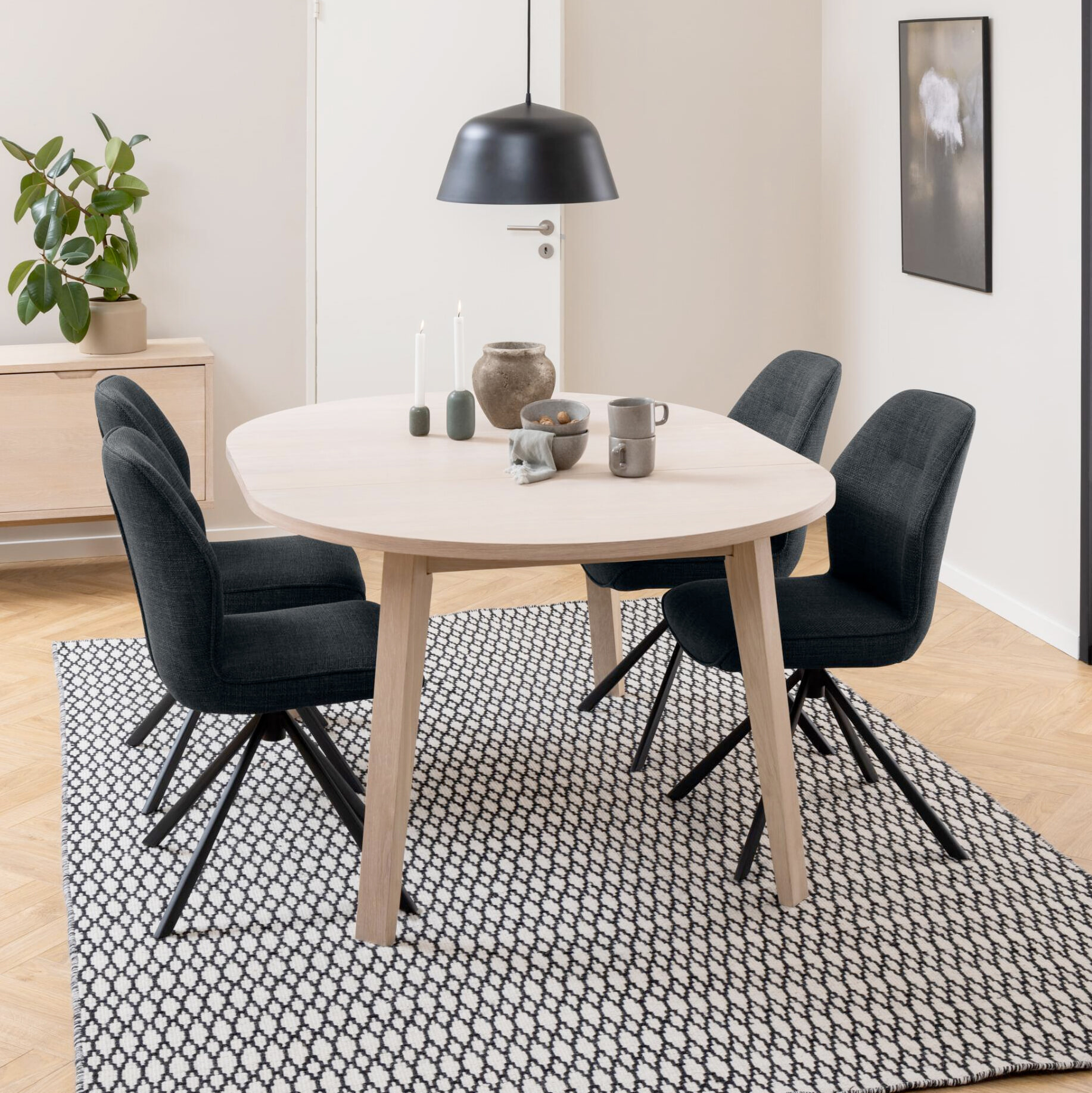 Bendt Uitschuifbare Ronde Eettafel Mads Eiken whitewash