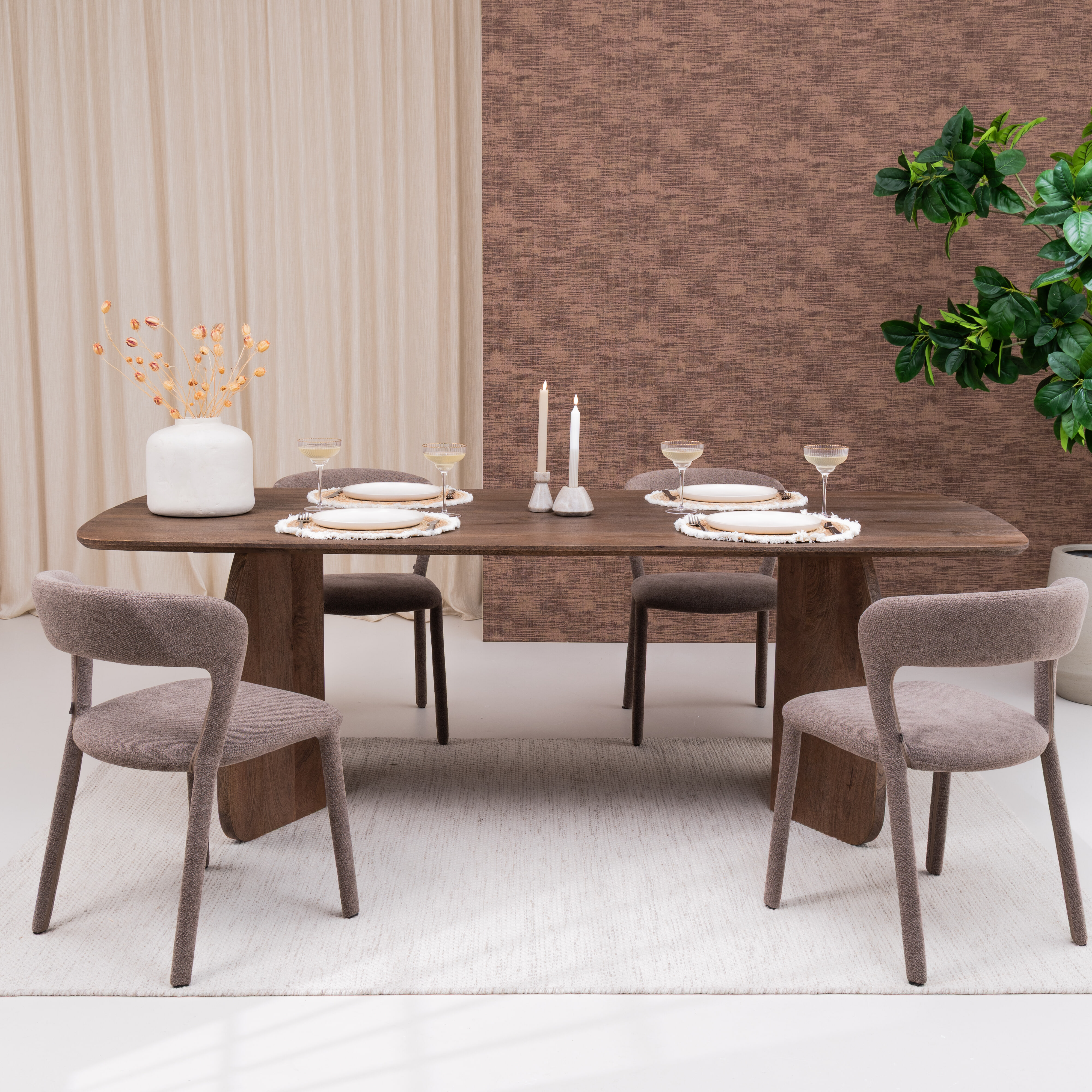 Brix Deens Ovale Eettafel Trevor Mangohout