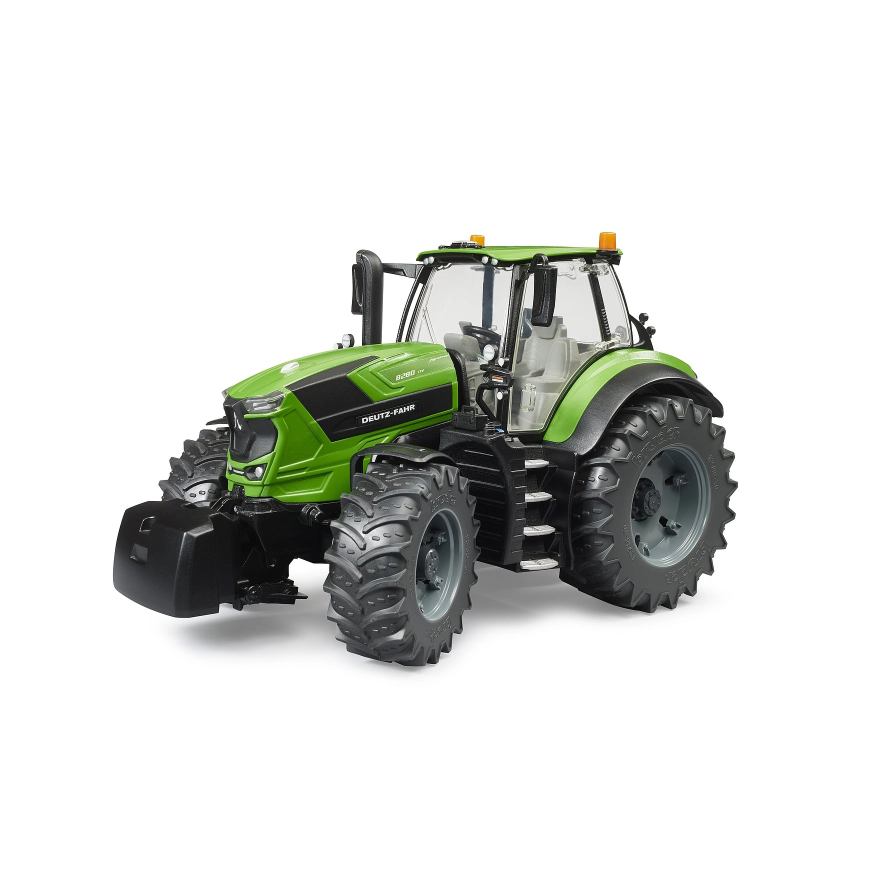 Bruder Deutz 8280 TTV Tractor 1:16 | Bruder