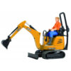 Bruder JCB Micro 8010 CTS en arbeider | Bruder