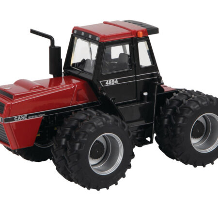 Case International 4894 1:32 van Britains | Britains