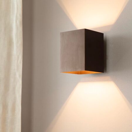 Cometa bronzo s by LUSENZ - Up and downlight - Rechthoekige wandlamp met geborsteld bronzen coating | LUSENZ