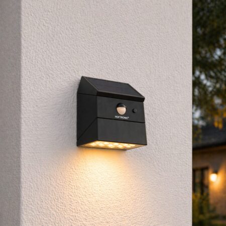 Cubos Solar LED Wandlamp met bewegingssensor - 2.5W 300lm - 2700K/4000K/6000K warm wit/neutraal wit/daglicht wit - Kantelbare lichthoek - Kantelbaar zonnepaneel - IP65 waterdicht - Zwart - Downlight | HOFTRONIC