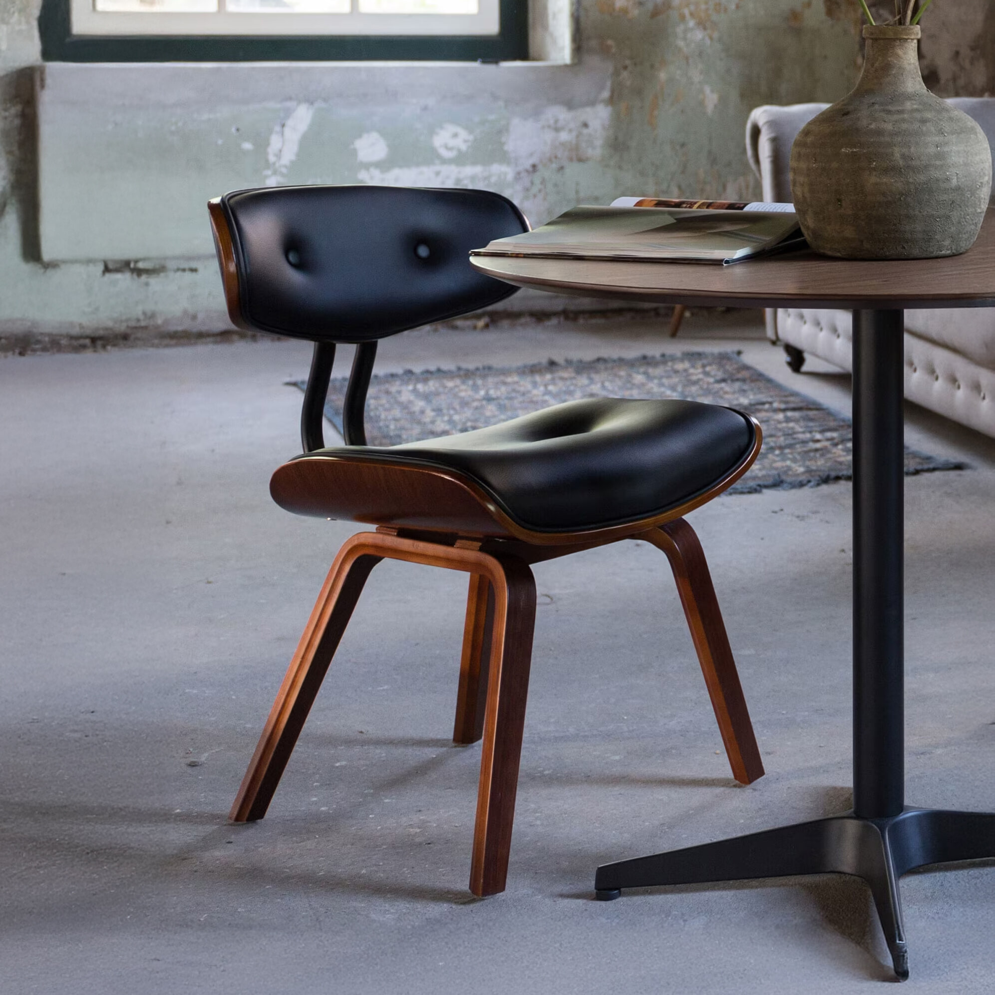 Dutchbone Eetkamerstoel Blackwood - Bruin | Dutchbone