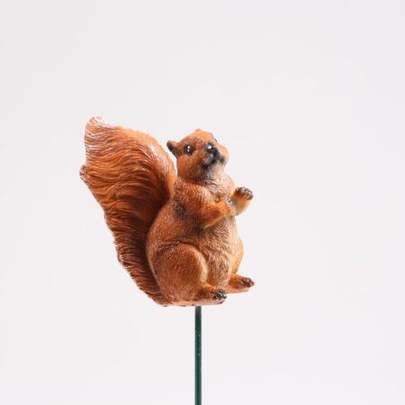Eekhoorn op stok 8x4x6 cm | Farmwood Animals