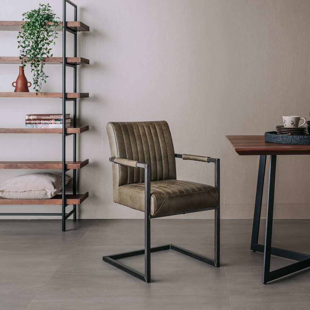 Eetkamerstoel Ferro met armleuning - groen | Tower Living