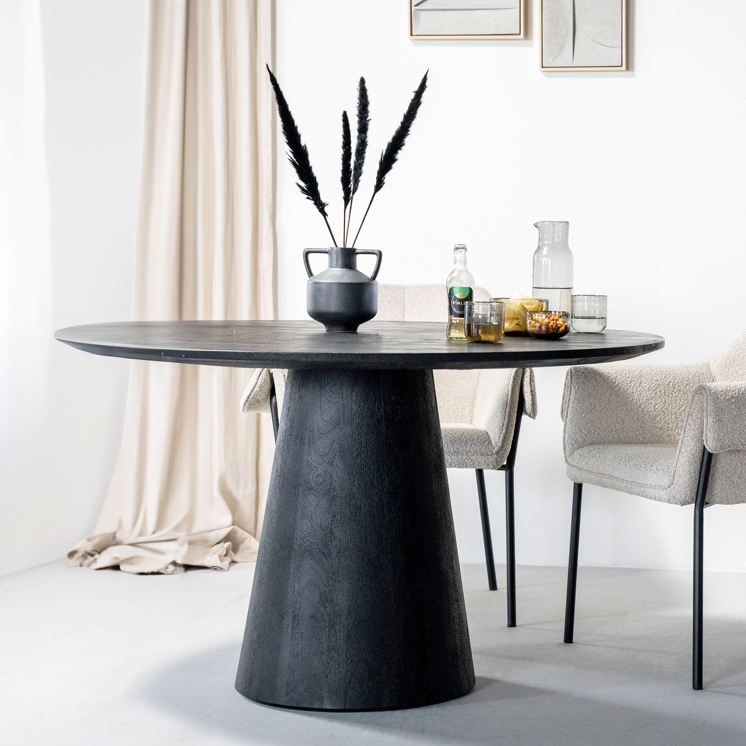 Eleonora Ronde Eettafel Aron Mangohout - Zwart