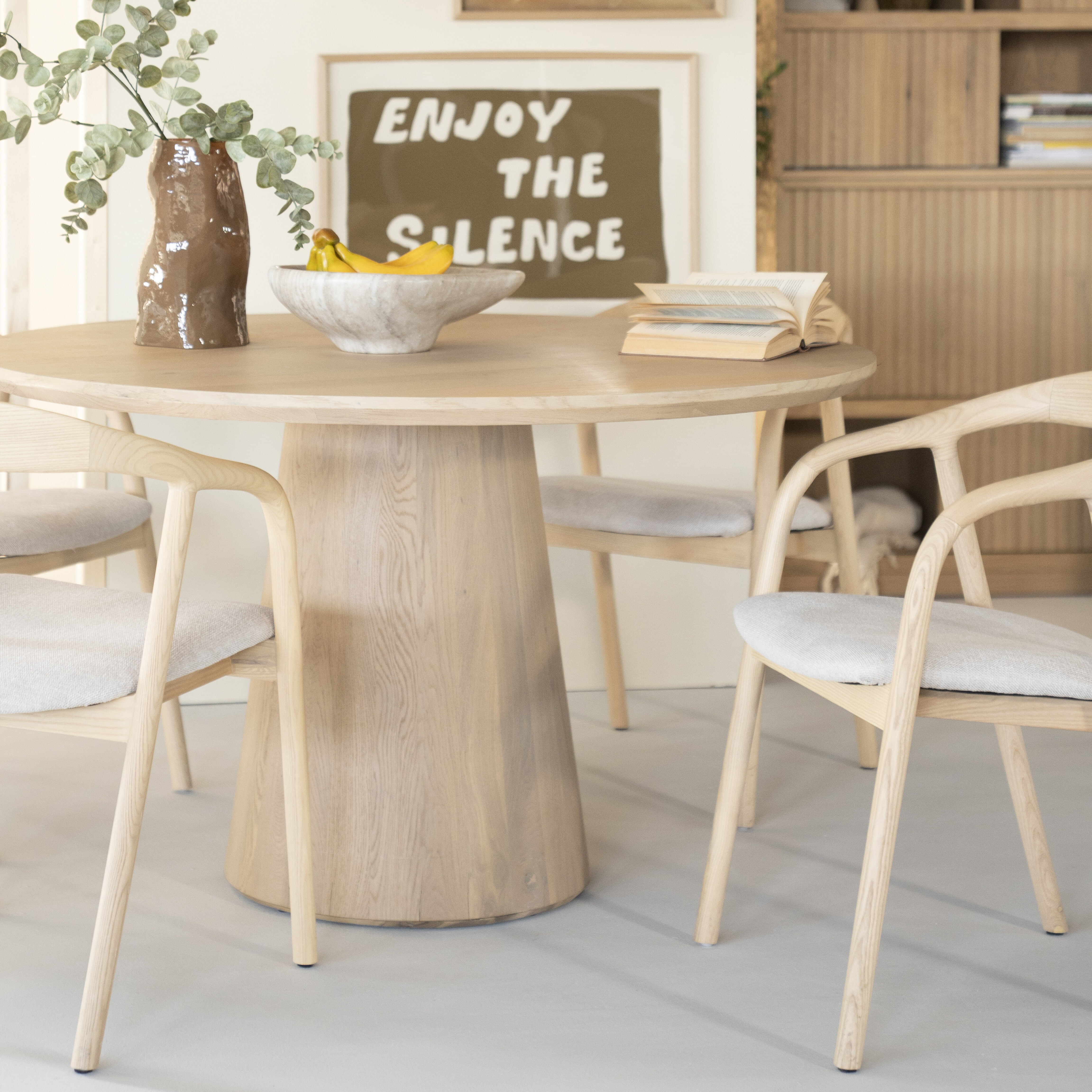 Eleonora Ronde Eettafel Nola Eikenhout