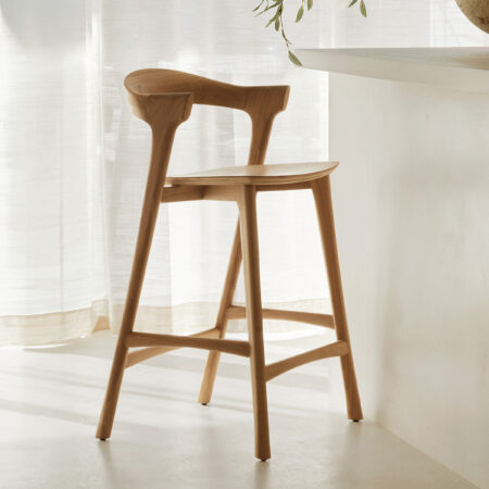 Ethnicraft Barstoel Bok Geolied Eikenhout - Naturel (zithoogte 67cm) | Ethnicraft