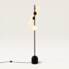 Evania - Zwarte Staande lamp Metaal 160 cm - 5 bollen - Modern design - Woonkamer lamp - Opaalglas - E14 fitting - Met voetschakelaar | LUSENZ