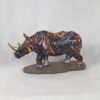 Gekleurd harsbeeldje van een neushoorn | Gave Specials