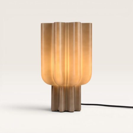 Gessari - Glazen Tafellamp Beige 30 cm - E27 fitting - Tafellamp woonkamer - Eclectisch design - Geplooid glas - Met aan/uit-schakelaar | LUSENZ
