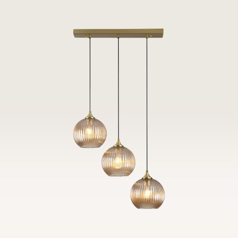 Hanglamp Globo ambra III - Drie bollen van geribbeld amberkleurig glas in verschillende vormen
