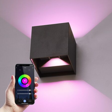 Kansas Smart Wandlamp LED Kubus - Wifi + Bluetooth - 6 Watt 560lm - Dimbaar - RGBWW - IP65 waterdicht - Up&Down lamp - Verstelbaar - Zwart - Google Home