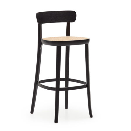 Kave Home Barkruk Romane Beukenhout en rotan - Zwart (zithoogte 75cm) | Kave Home