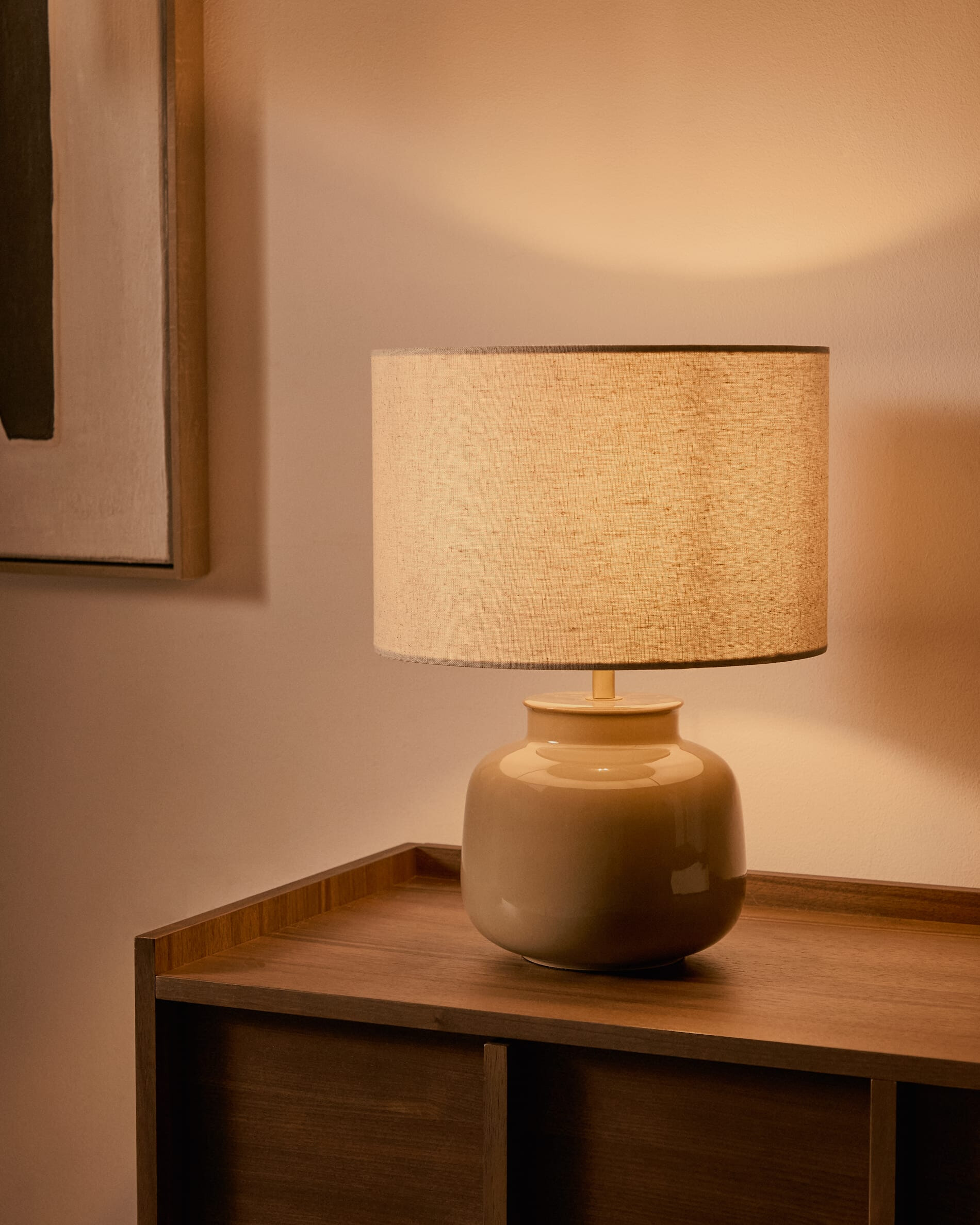 Kave Home Tafellamp Tay Keramiek en linnen