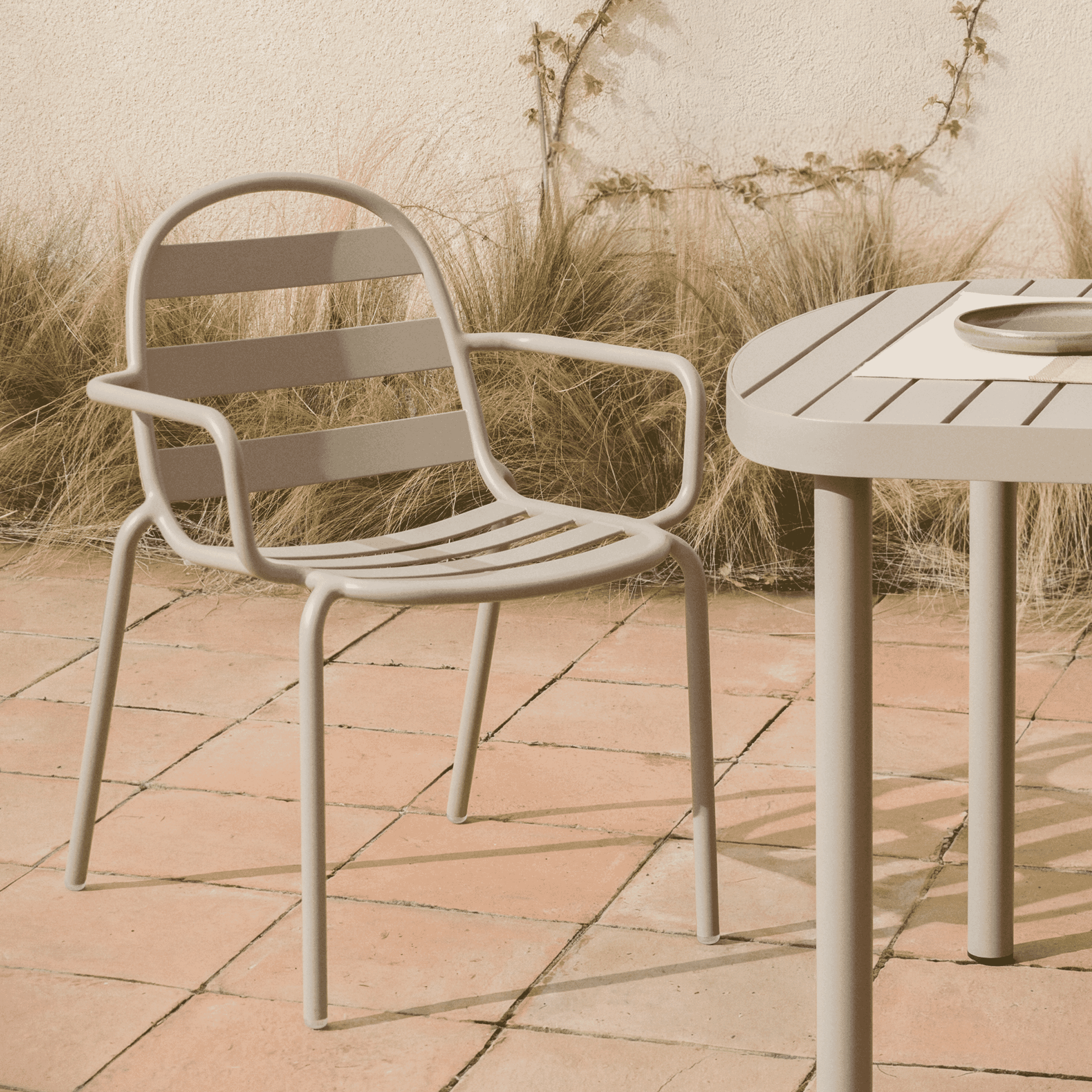 Kave Home Tuinstoel Joncols - Taupe | Kave Home
