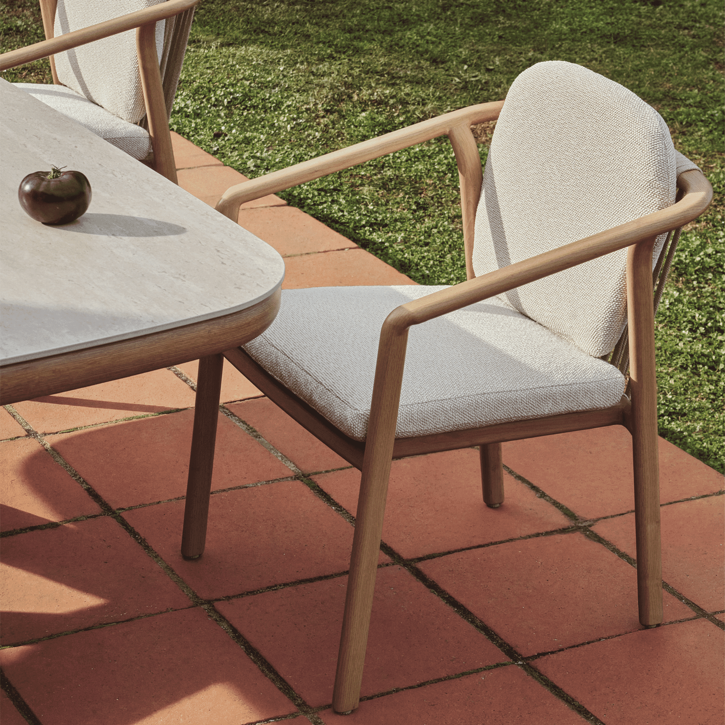 Kave Home Tuinstoel Sirte - Ecru/Houtlook | Kave Home
