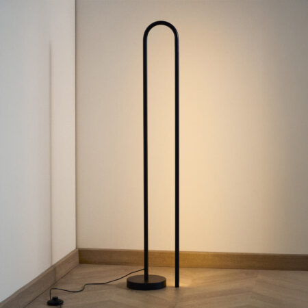 Kave Home Vloerlamp Bow - Zwart | Kave Home