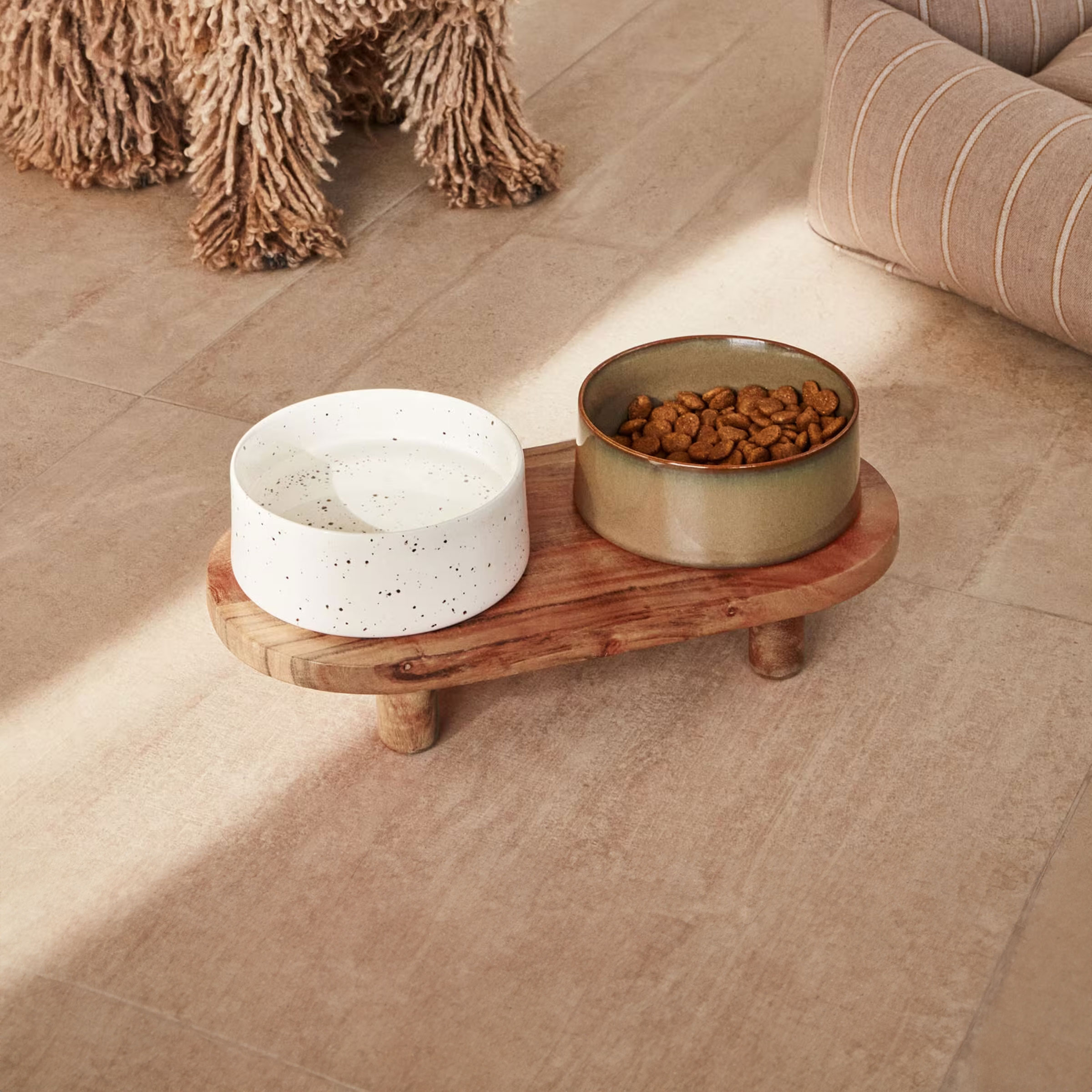 Kave Home Voerbak Dumbi Set van 2 stuks