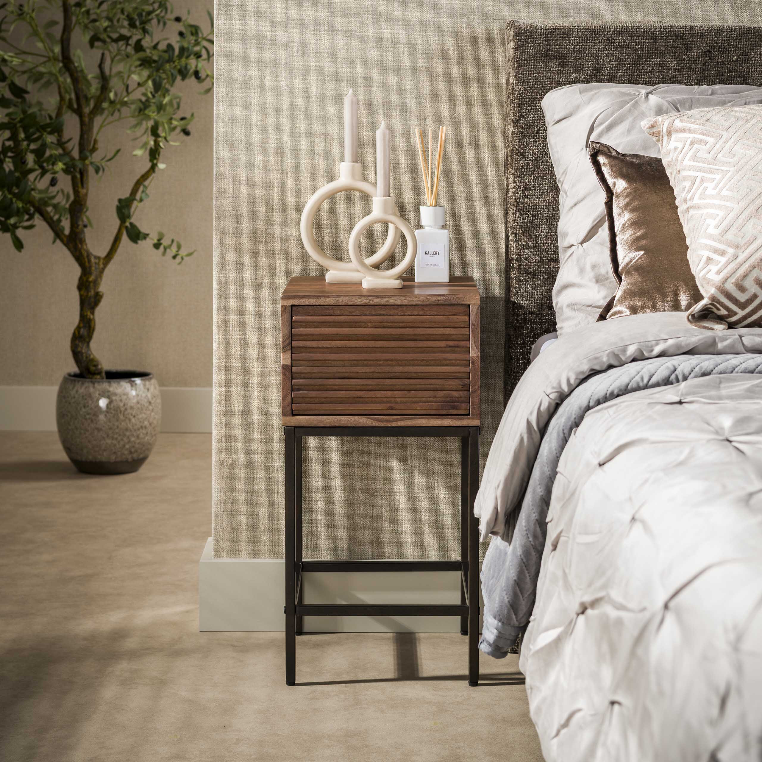 LifestyleFurn Nachtkastje Delilah Acaciahout