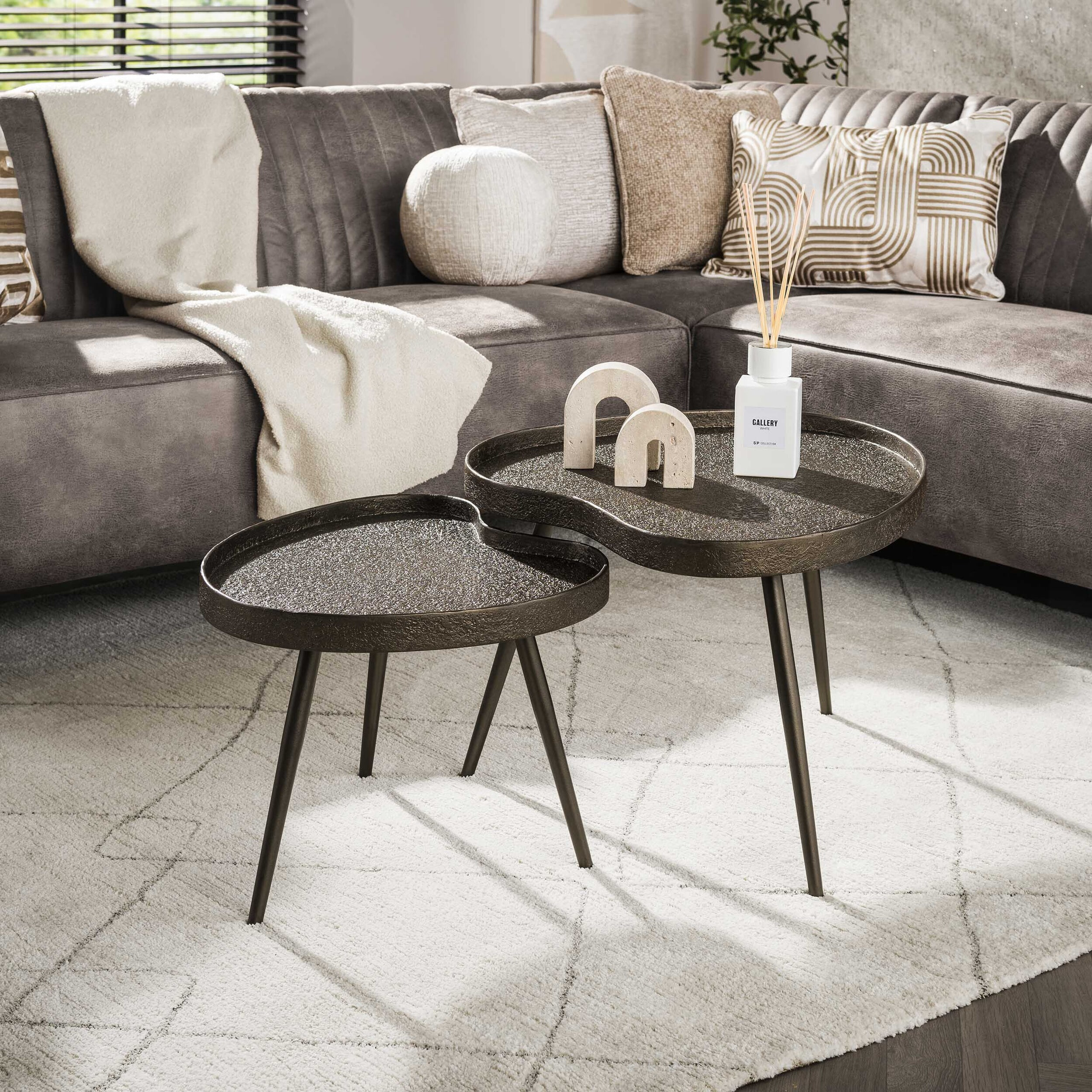 LifestyleFurn Organische Salontafel Ananda Brons Liquid