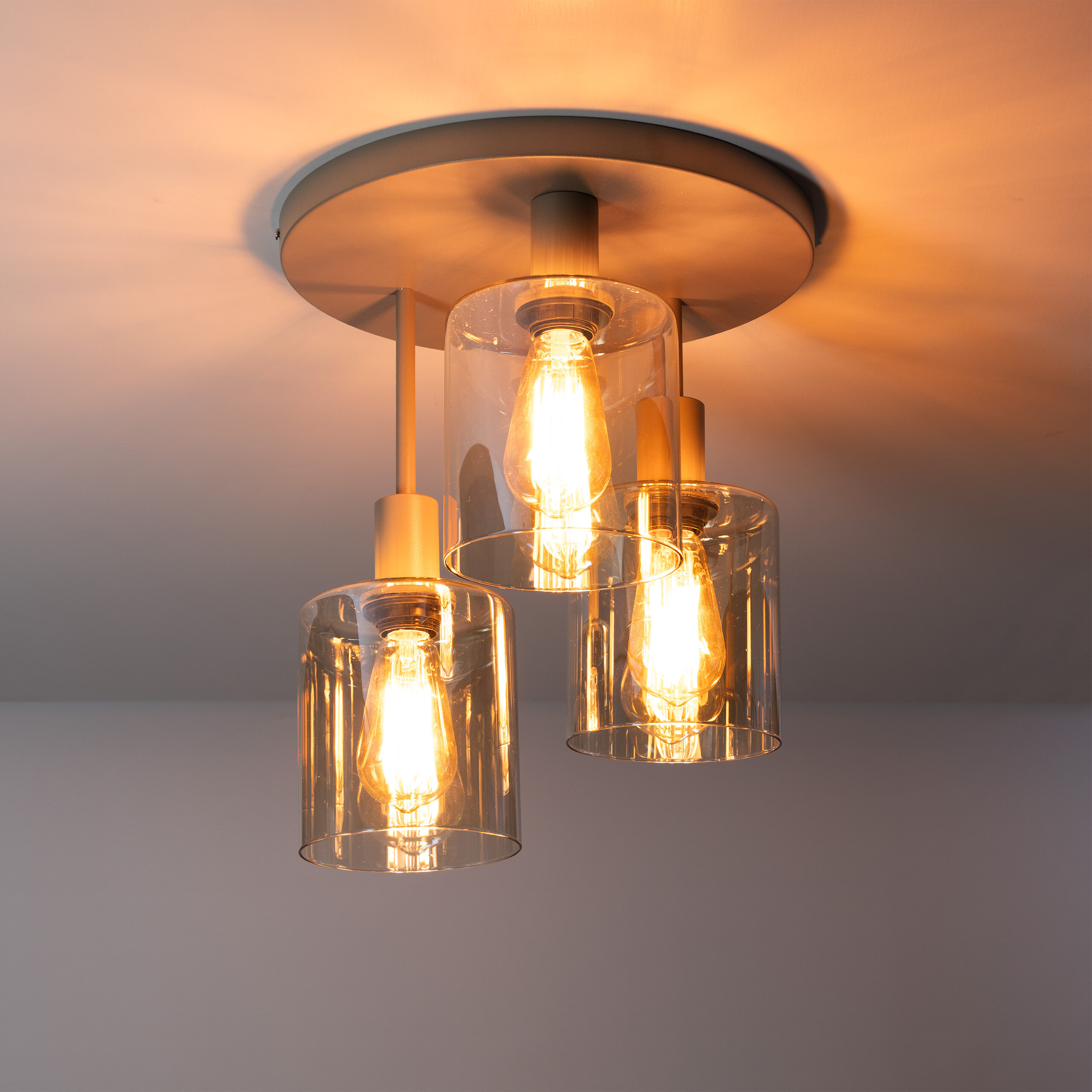 LifestyleFurn Plafondlamp Deatra 3-lamps - Amber/Beige | LifestyleFurn