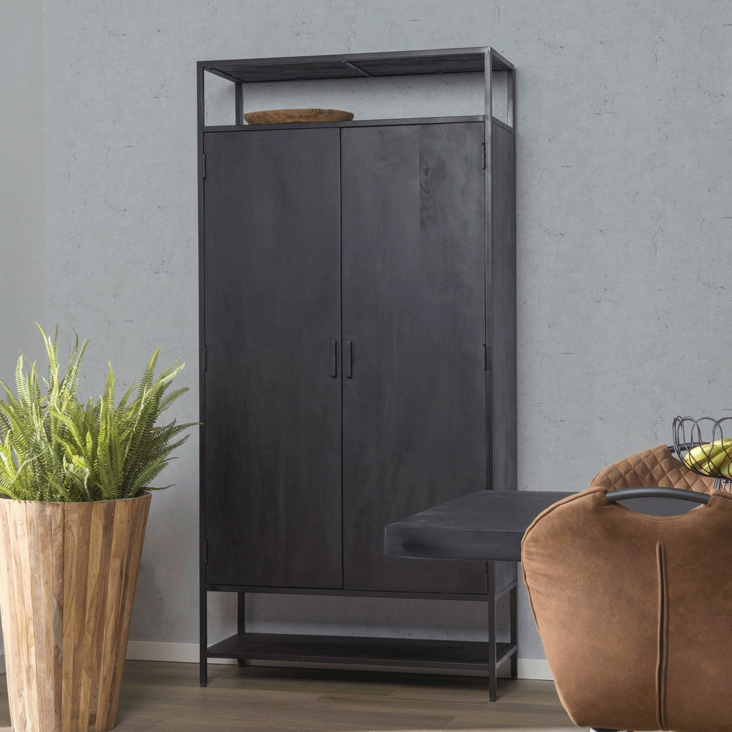 Livingfurn Opbergkast Kala Mangohout 210 x 100cm - Zwart | Livingfurn