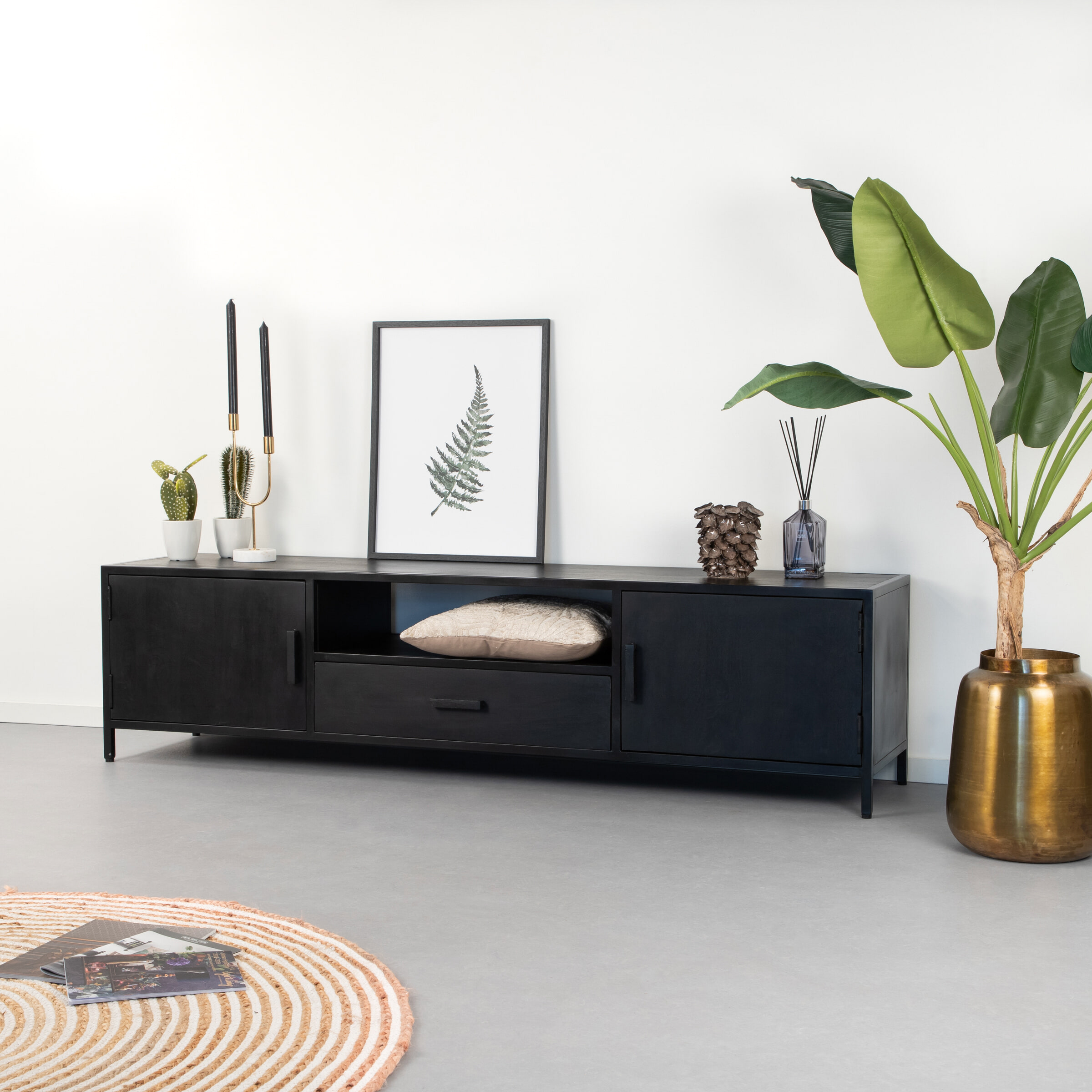 Livingfurn TV-meubel Kala Mangohout 180cm - Zwart | Livingfurn