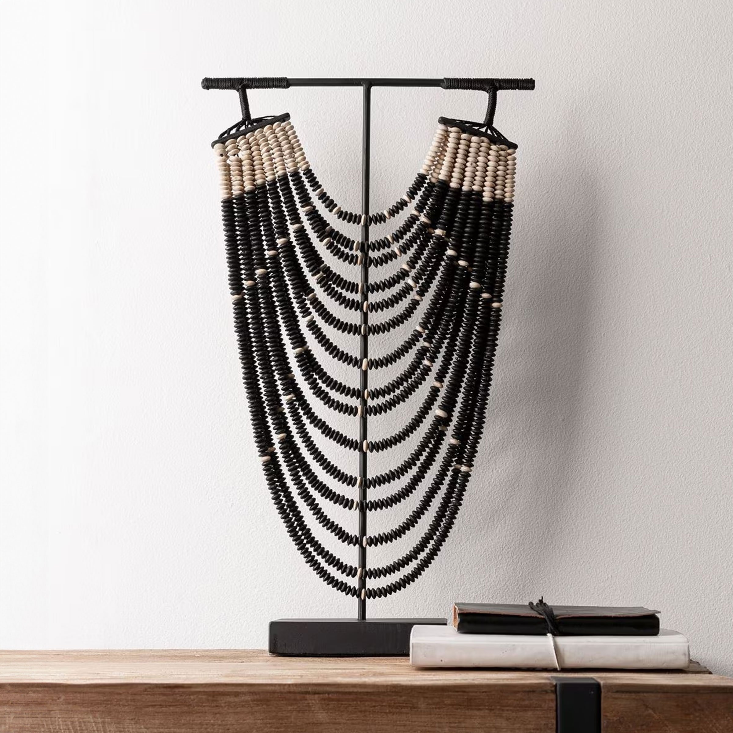 MUST Living Ornament Magic Black Houten kralen
