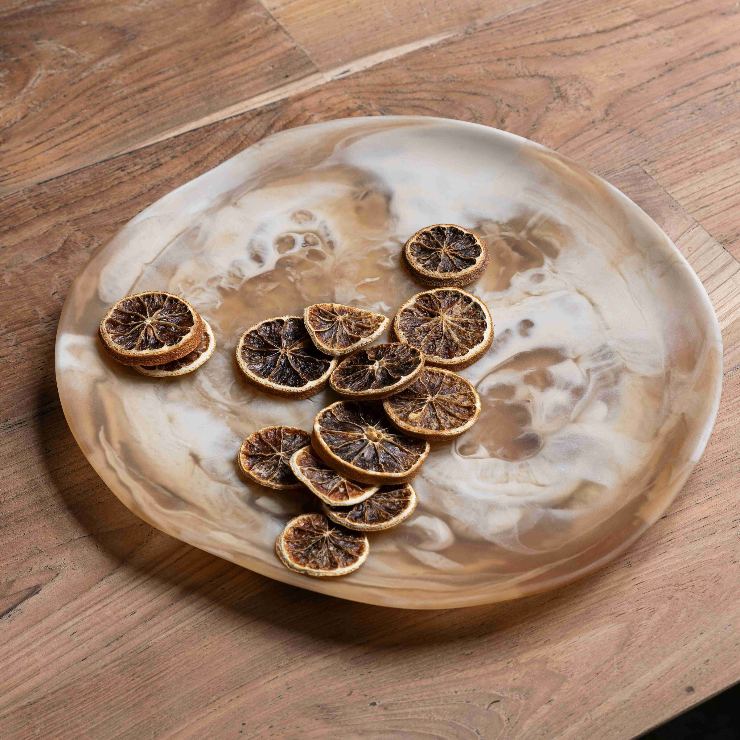 MUST Living schaal Michelangelo - Bruin en Wit | MUST Living