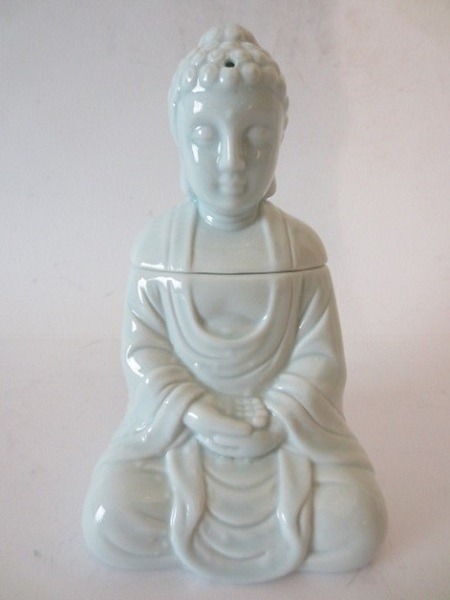 Oliebrander mediterende Boeddha licht blauw | Dragon Euro Trade