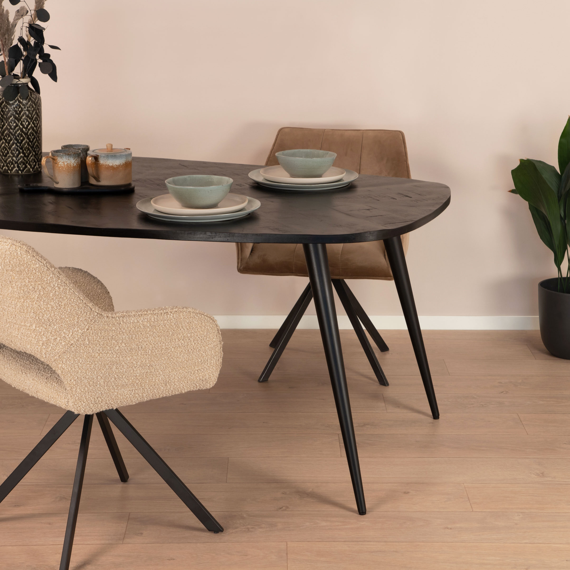 Sohome Eettafel Naomi Deens ovaal