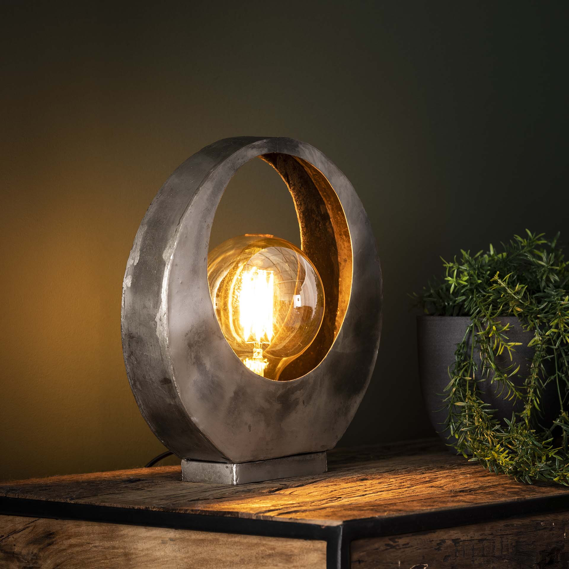 Tafellamp Kari Full Moon - Oud Zilver | LifestyleFurn