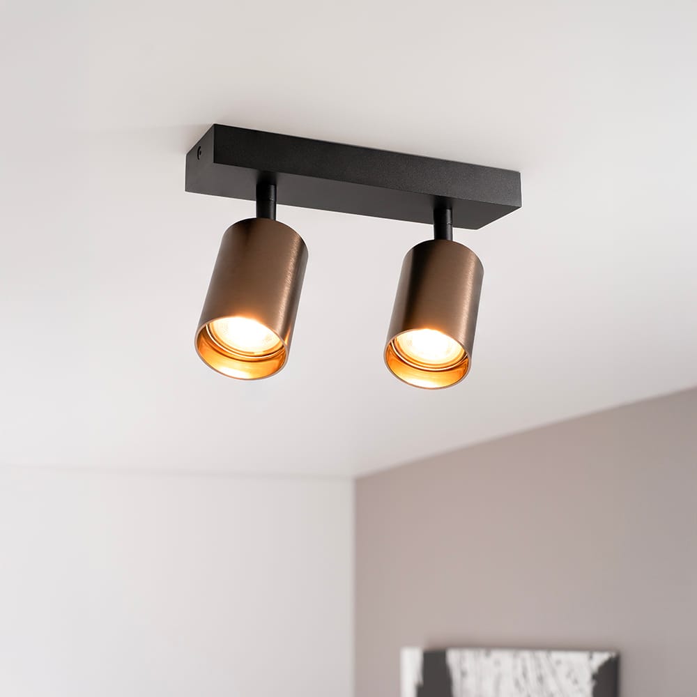 Taurus bronzo II by LUSENZ - 2-lichts plafondspot met kantelbare geborstelde bronzen spots en matzwarte basis | LUSENZ