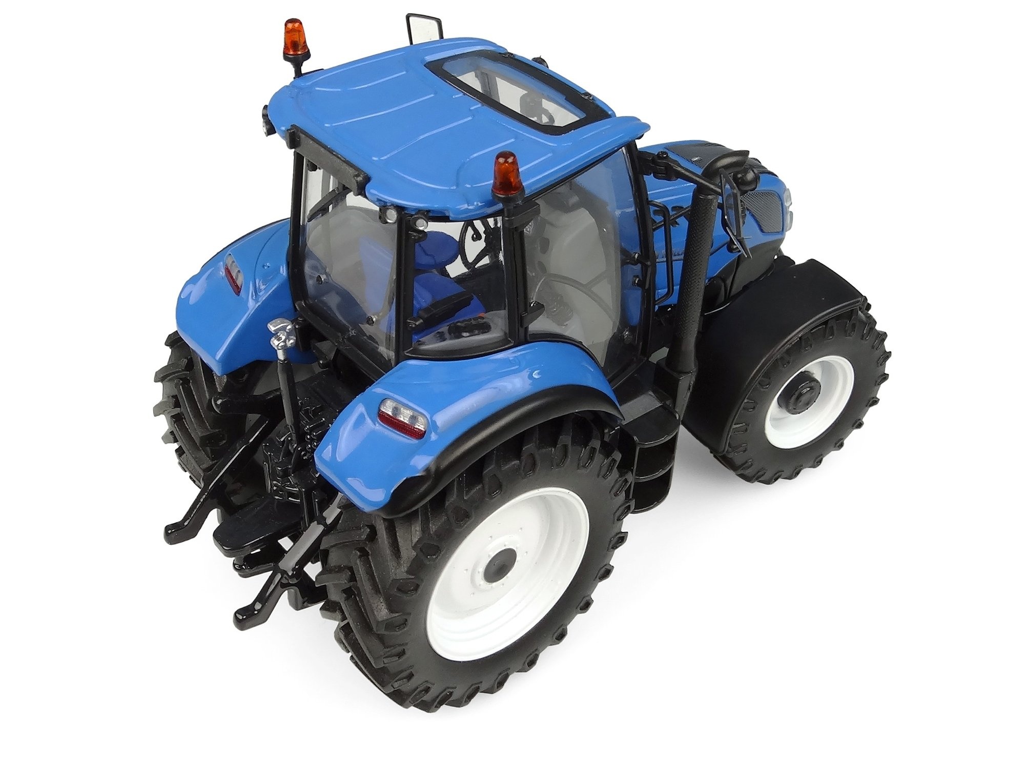 Universal Hobbies New Holland T5.120 tractor 1:32 | Universal Hobbies