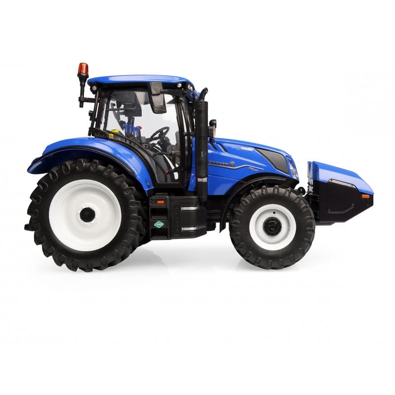 Universal Hobbies New Holland T6.180 Methane Power tractor 1:32 | Universal Hobbies
