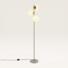 Verano - Staande lamp Goud 150 cm - 3 bollen - Modern design - Woonkamer lamp - Opaalglas - Terrazzo voet - E14 fitting - Met voetschakelaar | LUSENZ