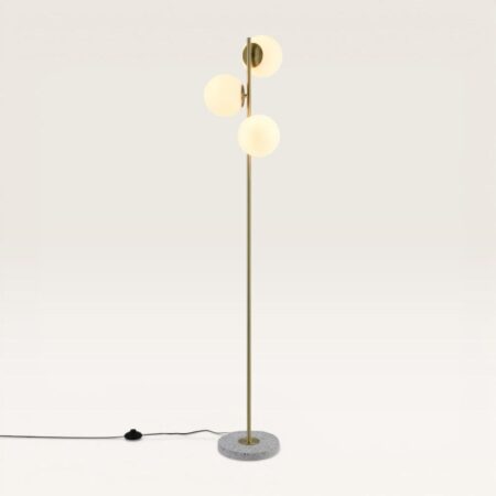 Verano - Staande lamp Goud 150 cm - 3 bollen - Modern design - Woonkamer lamp - Opaalglas - Terrazzo voet - E14 fitting - Met voetschakelaar | LUSENZ